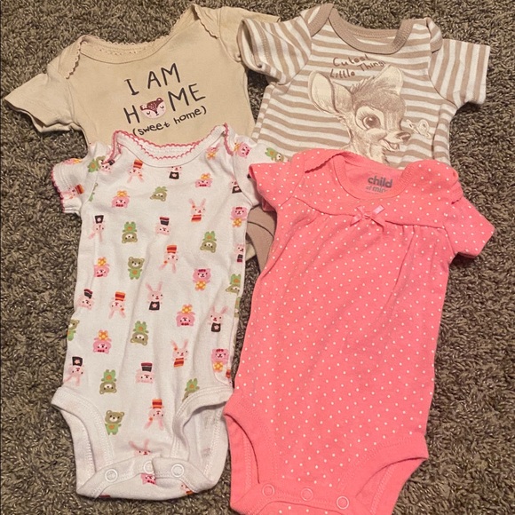 Baby Girl Bundle Newborn 8 piece - Picture 4 of 4
